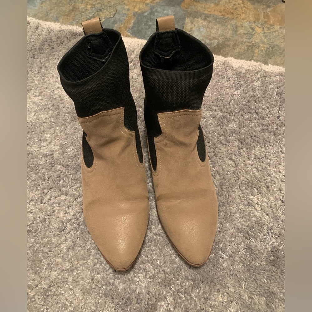 MIA ANKLE Boots